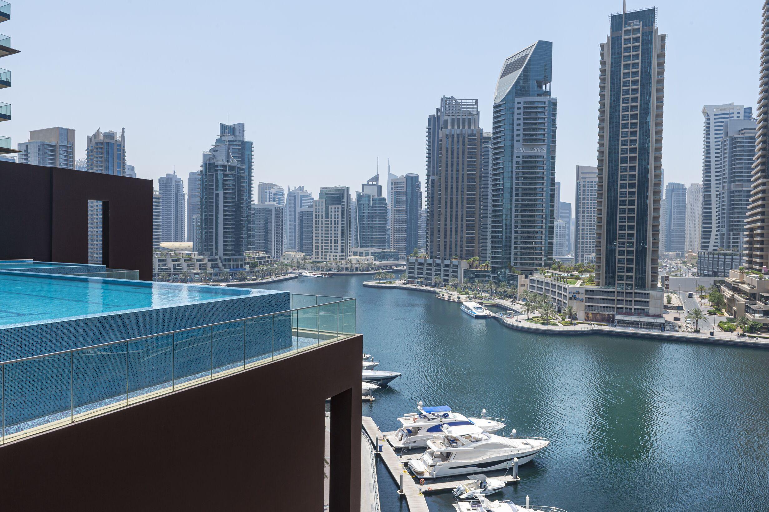 Jumeirah Living Marina Gate Dubai Aparthotel Exterior photo Dubai Marina